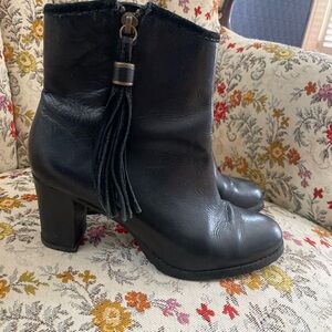 Lauren Ralph Lauren Carah Ankle Boots Women’s Size 7.5 Black Leather with Tassel